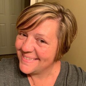 Meet your Posher, Julie